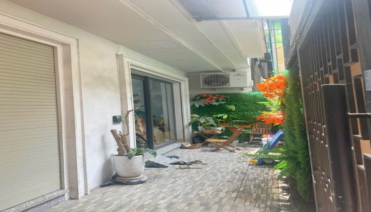 Cho thuê nhà Phố Đông Tác 45m2, 4.5 tầng, 4 ngủ 18 Triệu